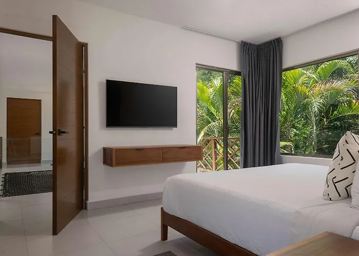 Large 6br With Pool Aldea Zama *